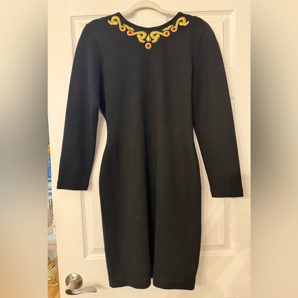 RARE VTG Outlander Knit Bodycon Dress | Size M | Black with Gold Embroidery